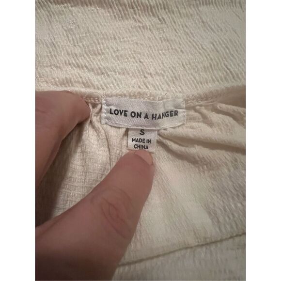 Love on a hanger cream crochet tank top - Picture 3 of 5